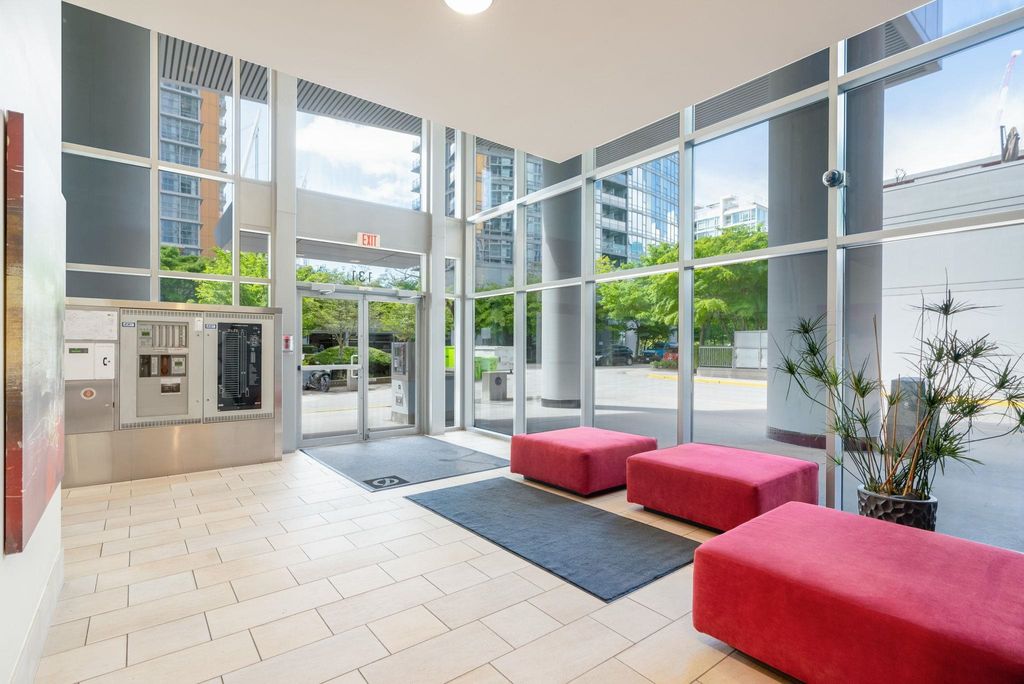 listing image 1106384417105044976