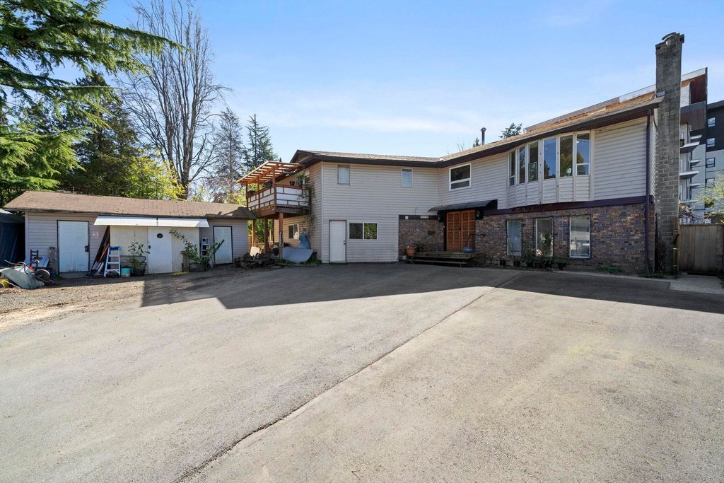 Photo of 21796 Howison Avenue, Maple Ridge, BC V2X 2W6 (MLS # R3111443)