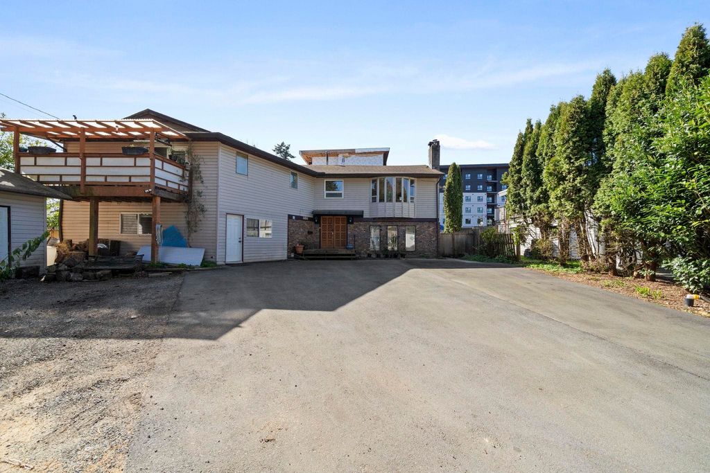 Photo of 21796 Howison Avenue, Maple Ridge, BC V2X 2W6 (MLS # R3111443)