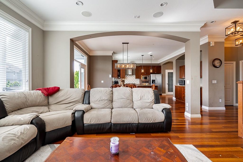 Photo of 19654 69a Avenue, Langley, BC V2Y 3A6 (MLS # R3114765)