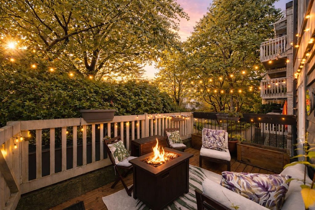 listing image 1106880663838898096