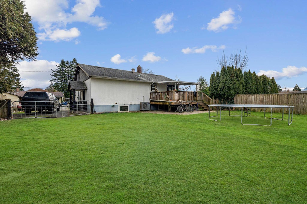 Photo of 9433 Menzies Street, Chilliwack, BC V2P 5Z3 (MLS # R3128481)