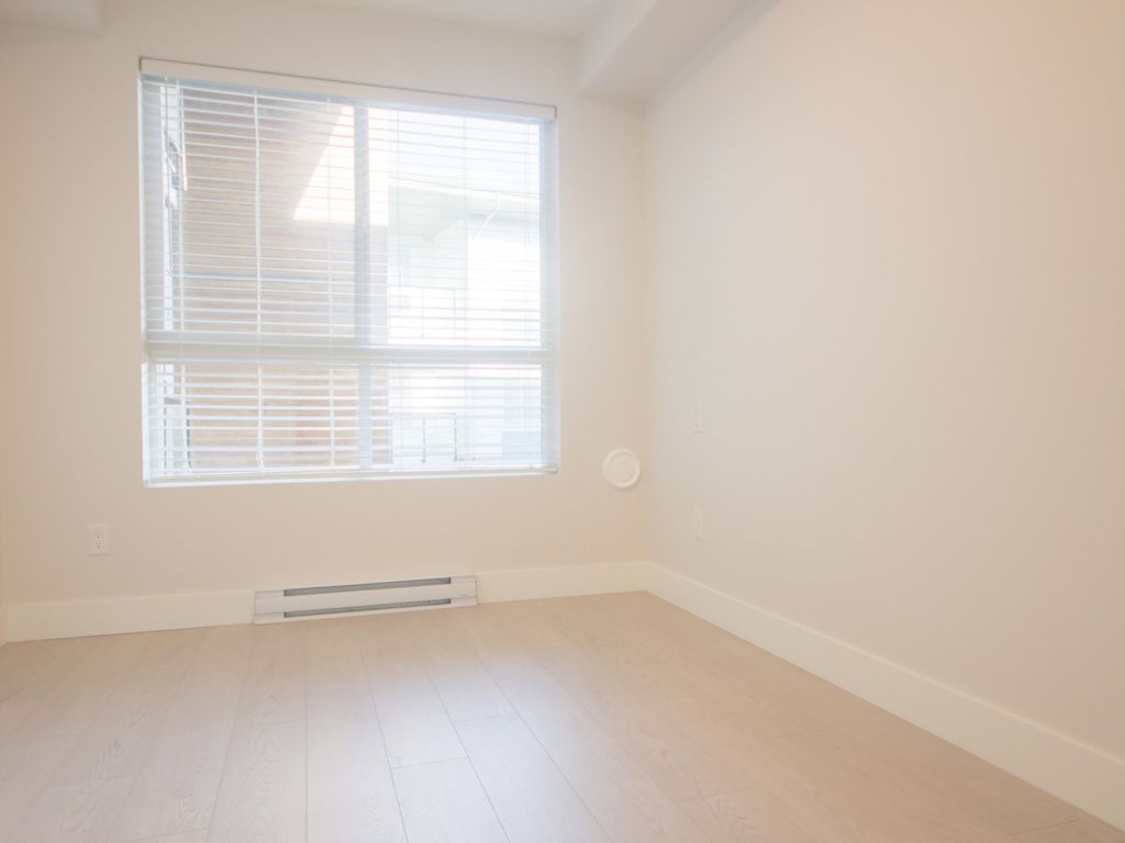 listing image 1104405942265765599