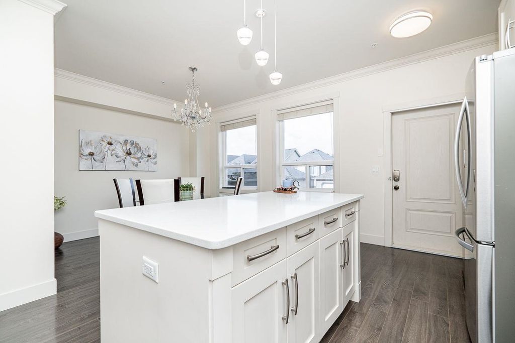 listing image 1102676809201880143