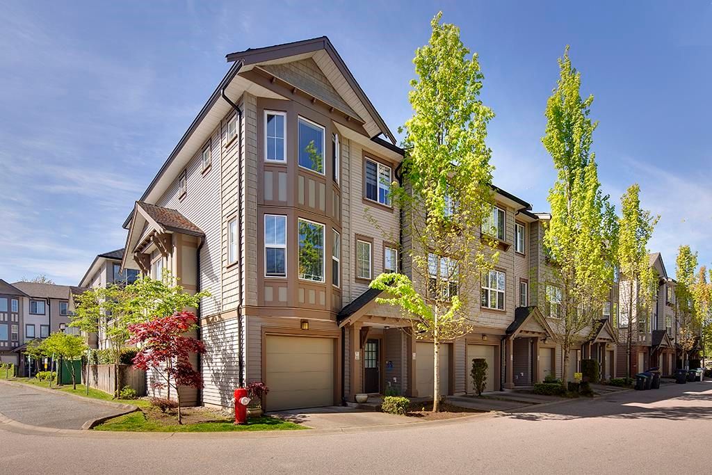 listing image 1103335412552708057