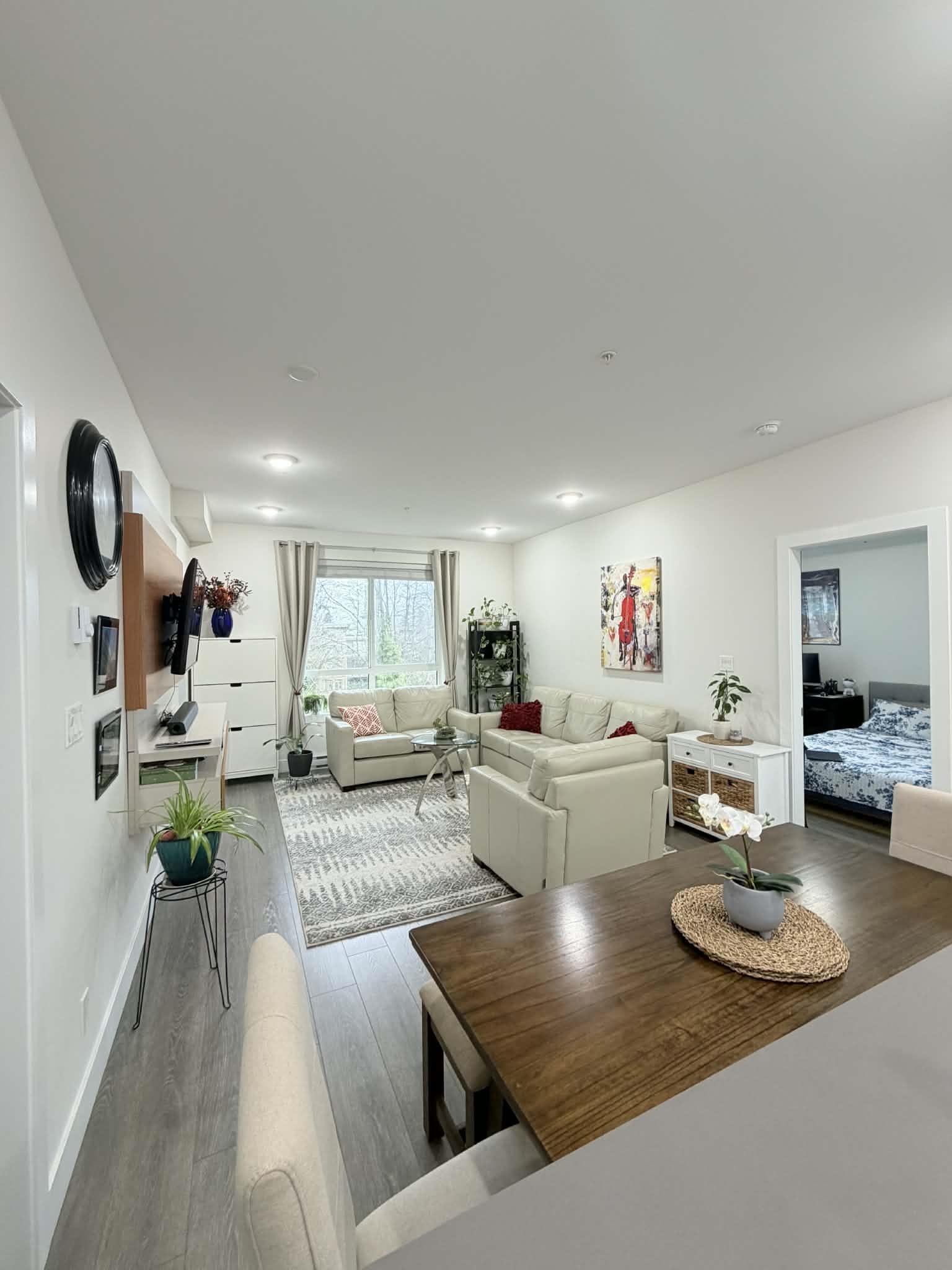 15351 101 Avenue 407