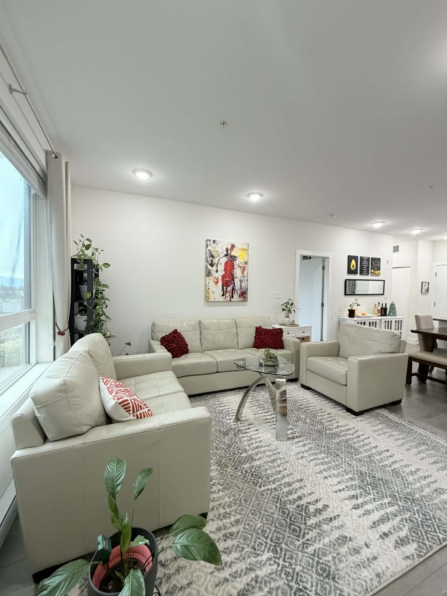 15351 101 Avenue 407