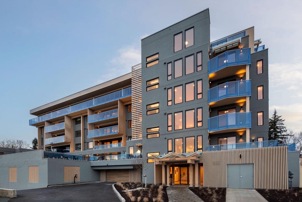 201-33160 PLAXTON CRESCENT