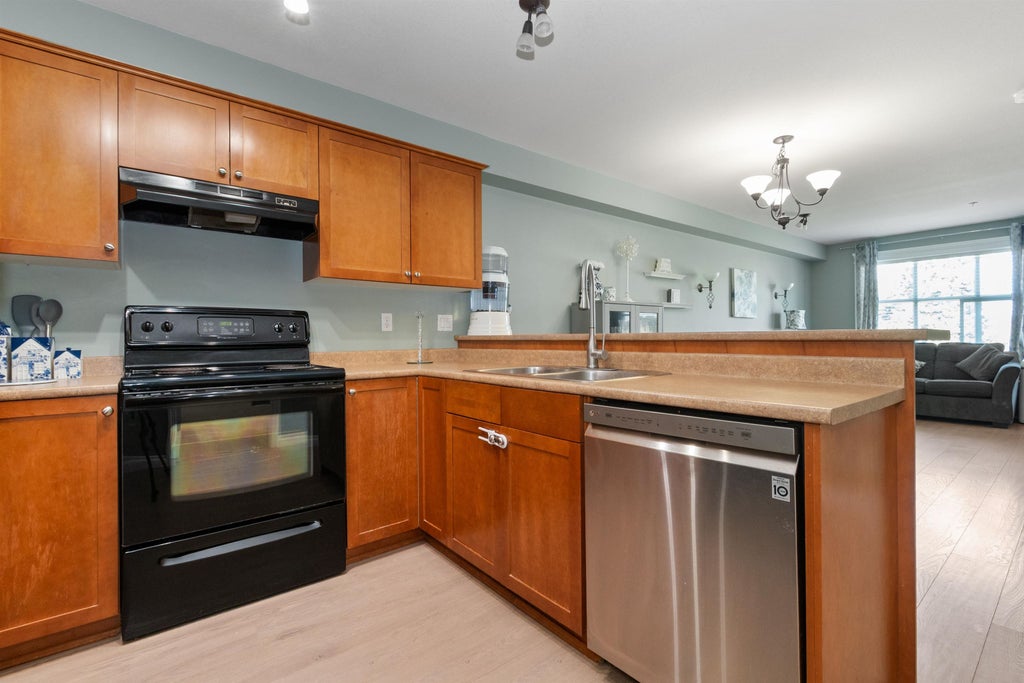 Photo of 8955 Edward Street #309, Chilliwack, BC V2P 4E2 (MLS # R3146268)