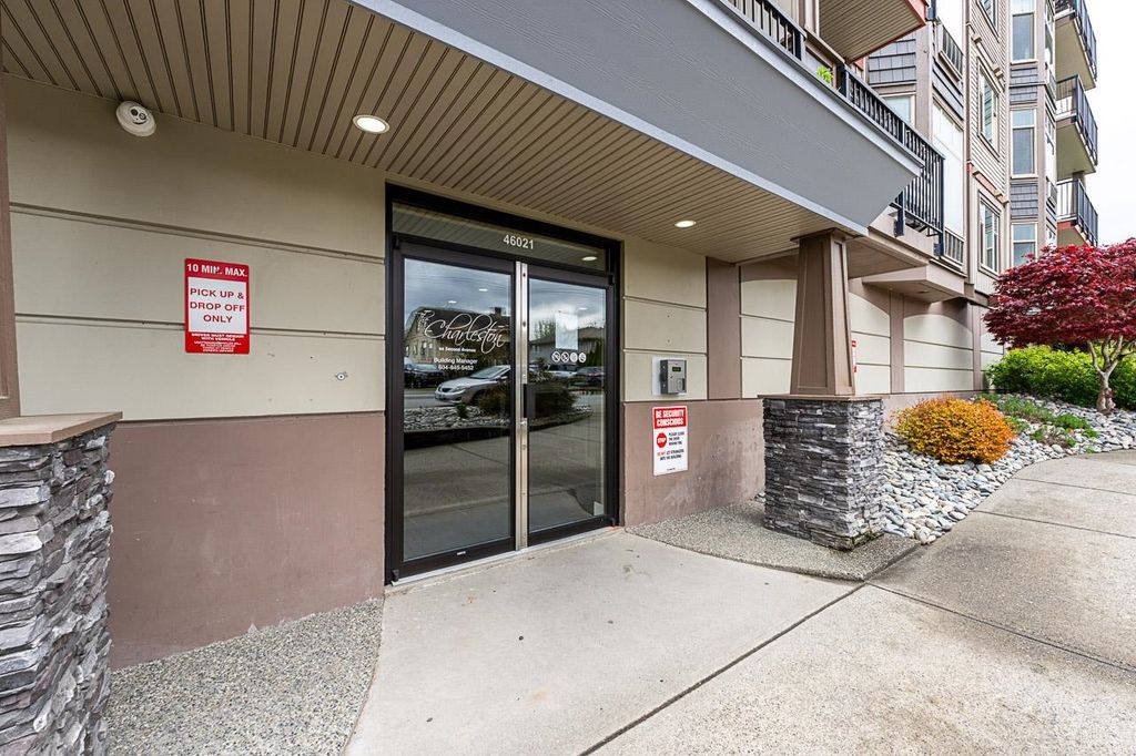 Photo of 46021 Second Avenue #204, Chilliwack, BC V2P 1S6 (MLS # R3111073)