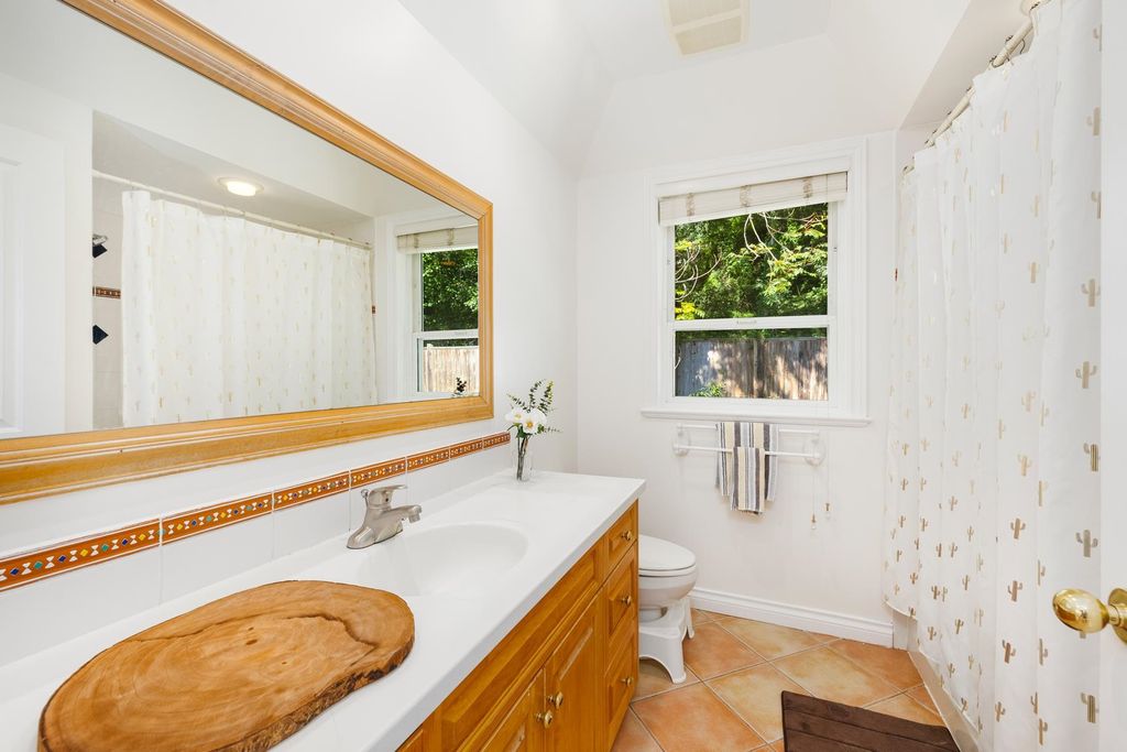 listing image 1107225950267236379
