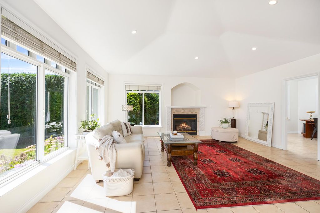 listing image 1100598858516099961