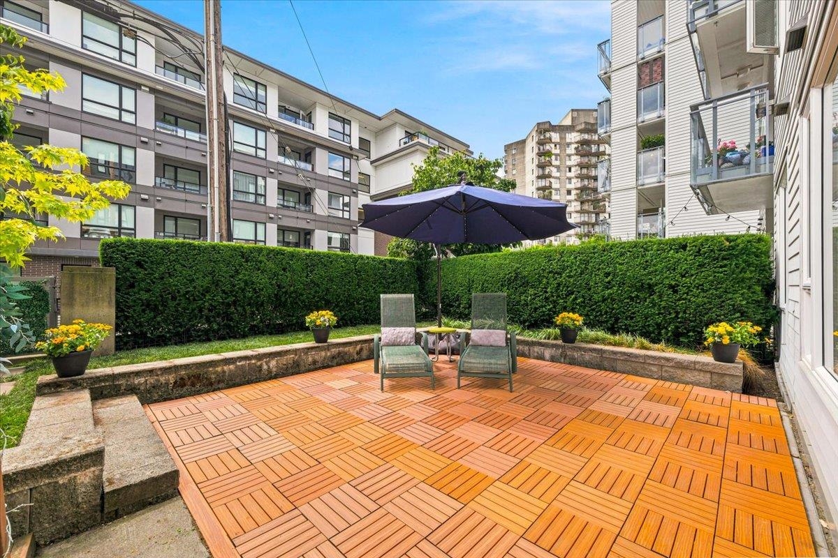 221 E 3 Street 3