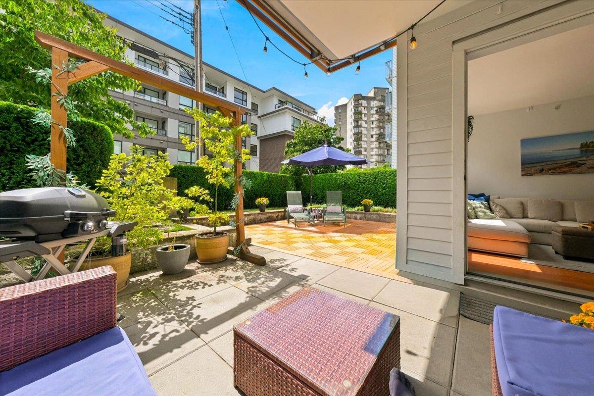221 E 3 Street 3