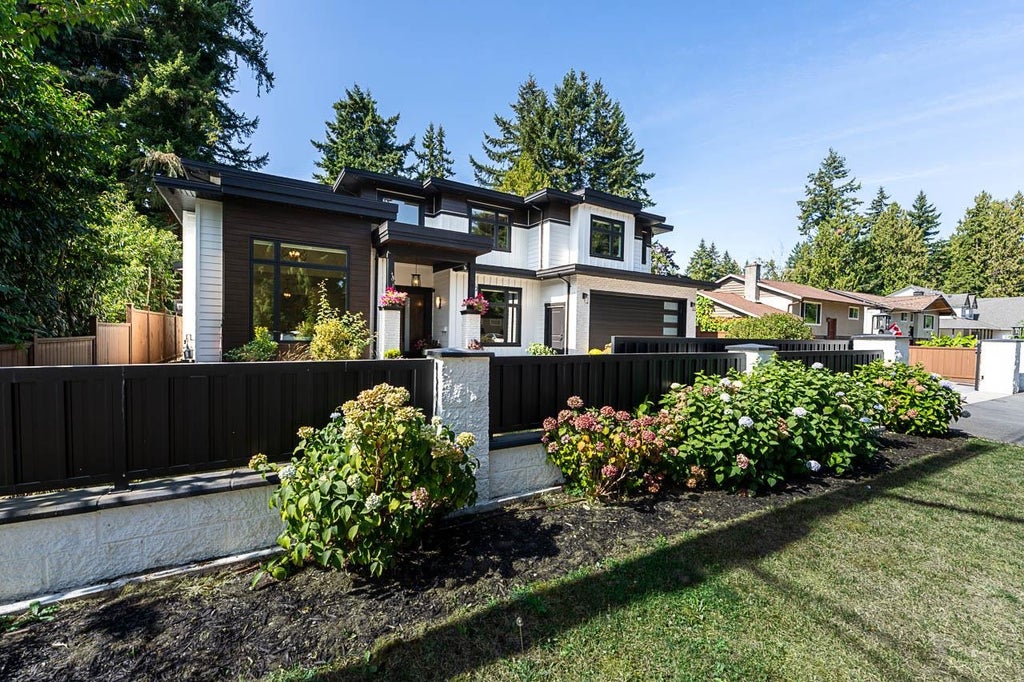 Photo of 4113 207 Street, Langley, BC V3A 2E2 (MLS # R3165986)