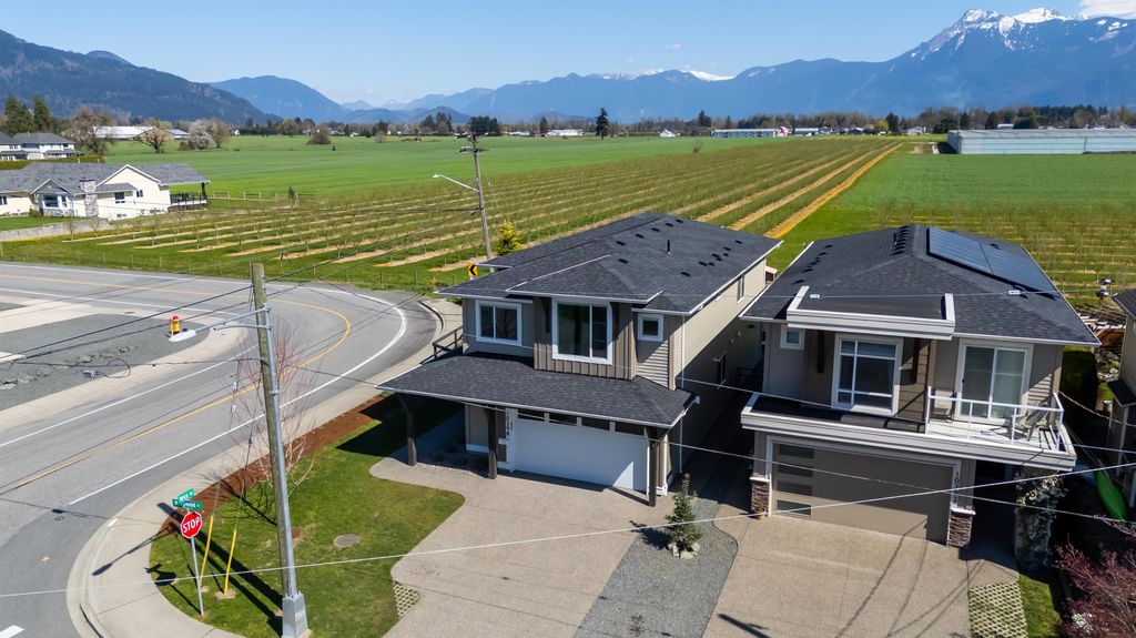 Photo of 10398 Wedgewood Drive, Chilliwack, BC V2P 6B9 (MLS # R3109174)