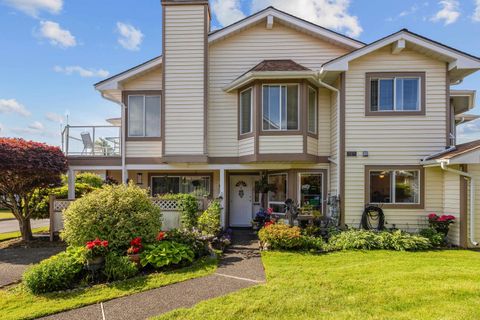 9271 122nd Street 39 Surrey BC V3V 7R4