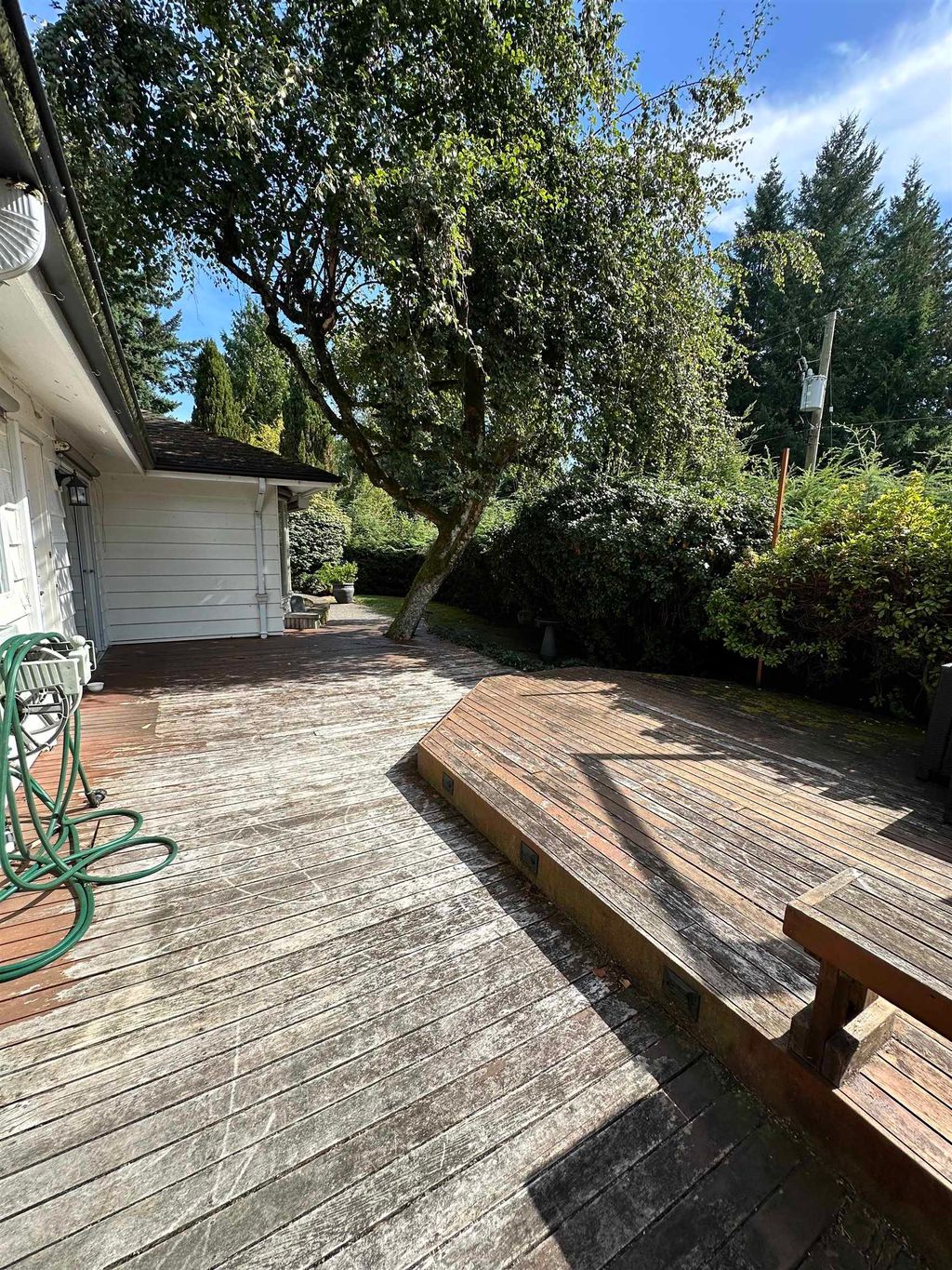 listing image 1101083261557128671