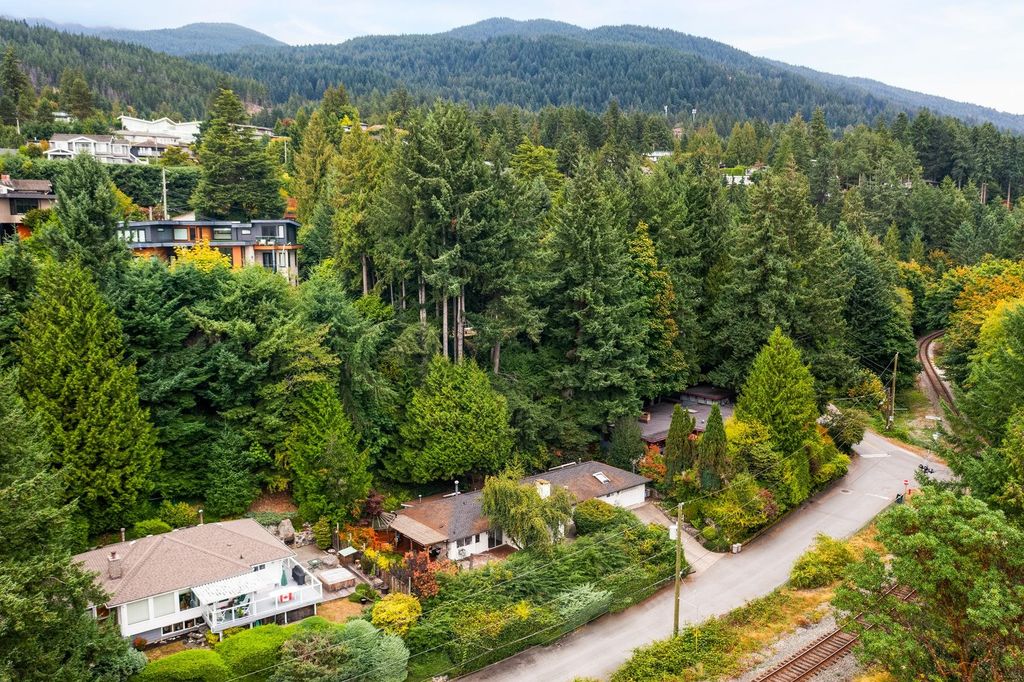 listing image 1107352819595954095