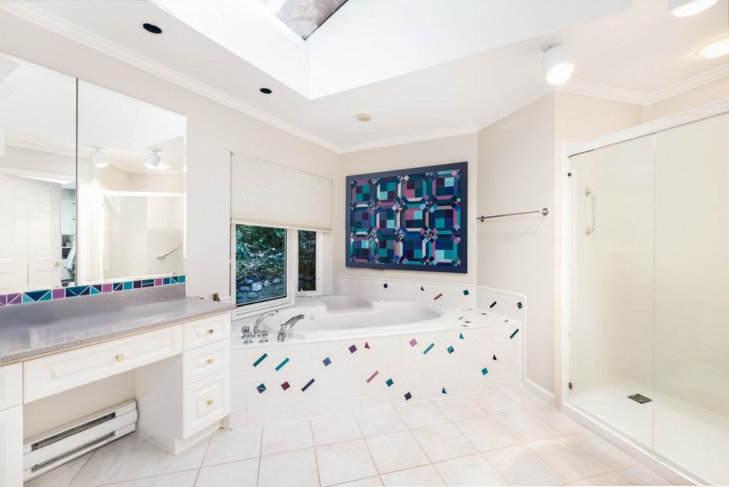 listing image 1104438158571614544