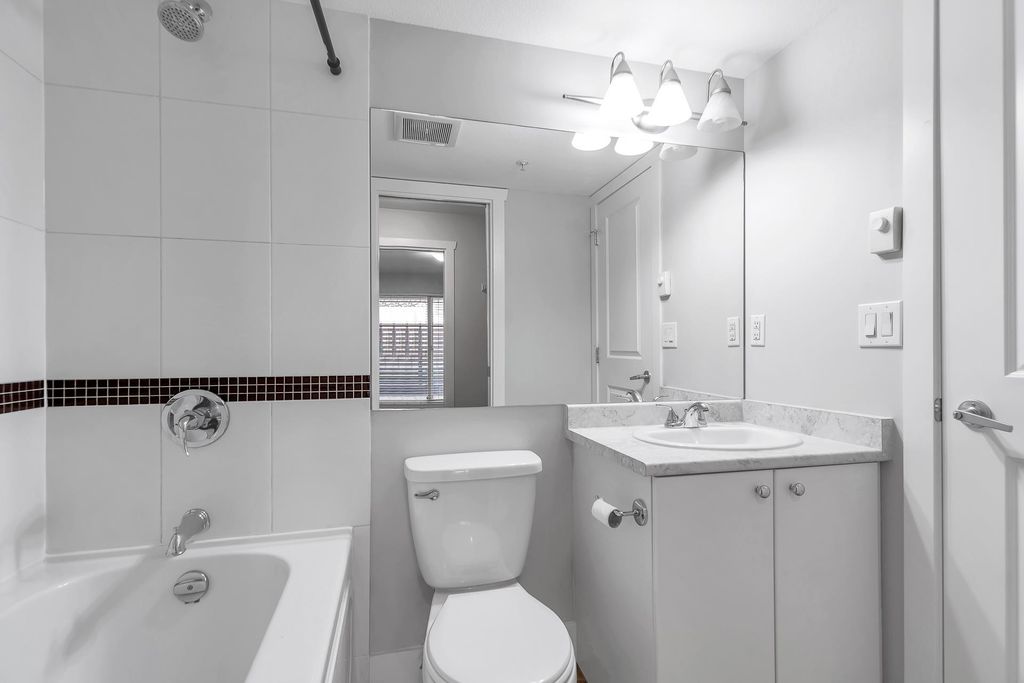 listing image 1104653134288200728