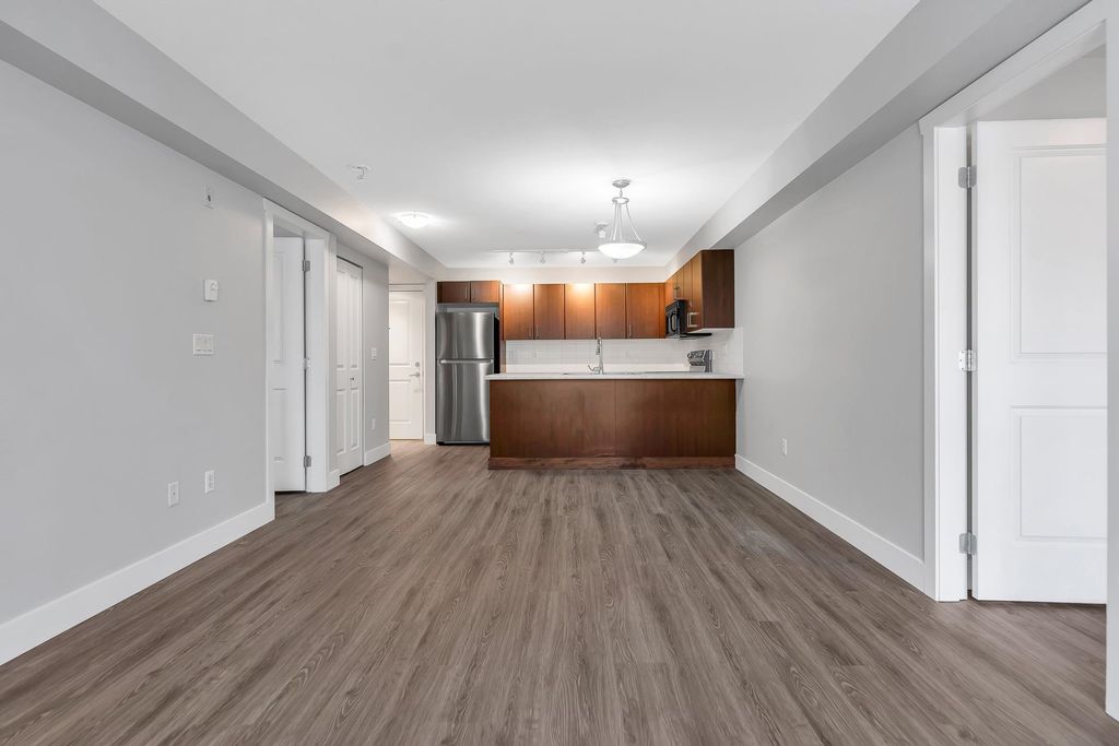 listing image 1109469689443026104