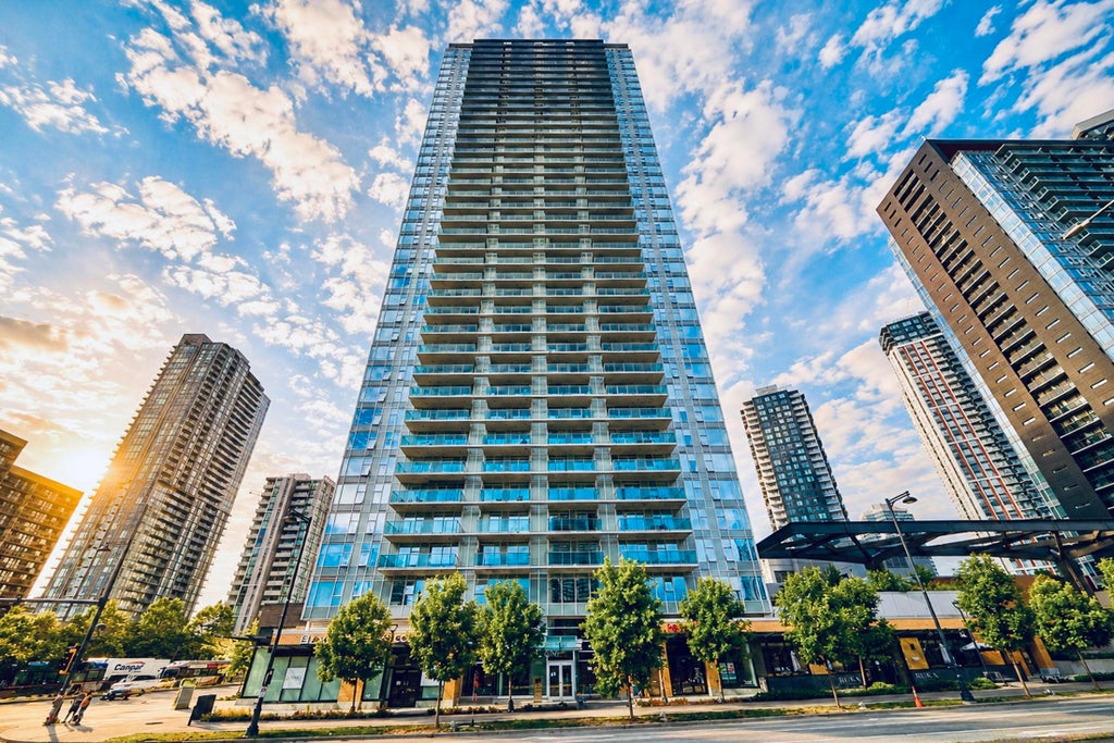 Photo of 13615 Fraser Highway #604, Surrey, BC V3T 0P7 (MLS # R3175907)