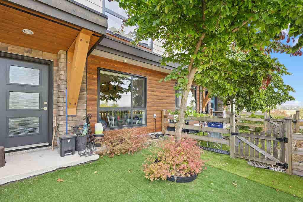 Photo of 16488 64 Avenue #159, Surrey, BC V3S 6X6 (MLS # R3131660)