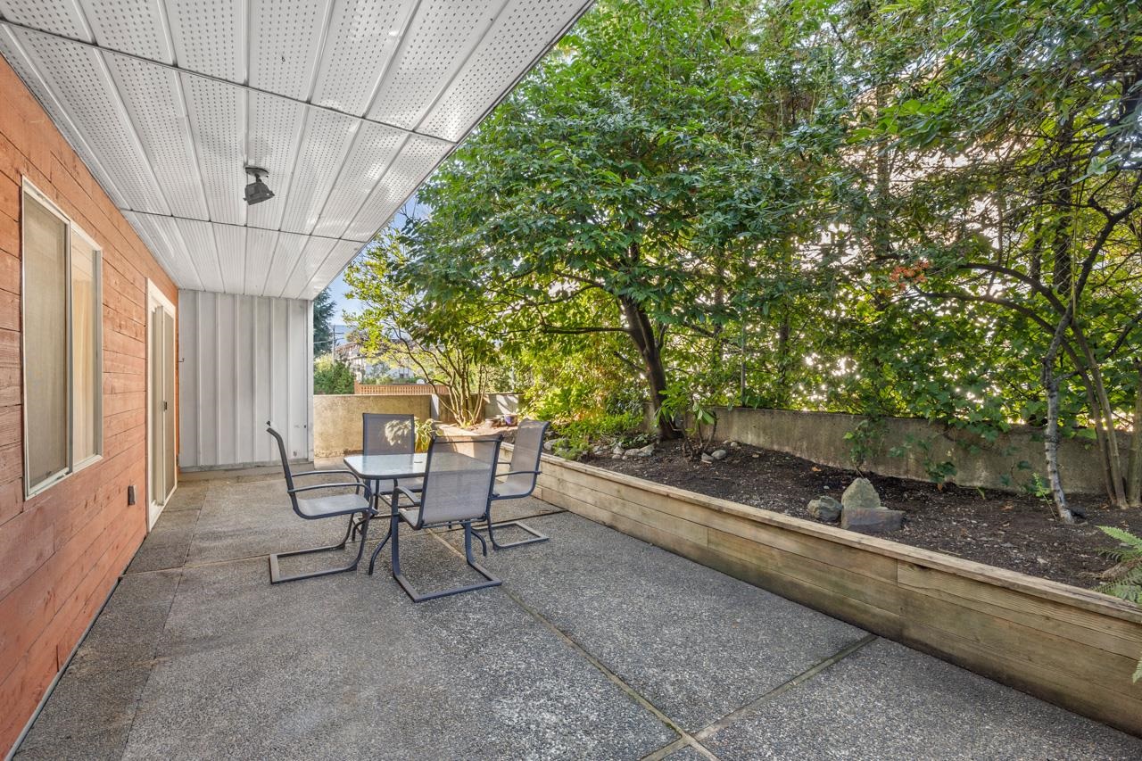 250 W 1st Street 314