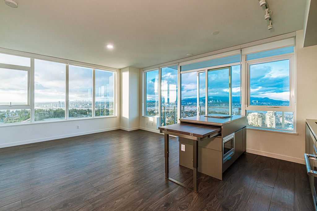 listing image 1103165477344186896