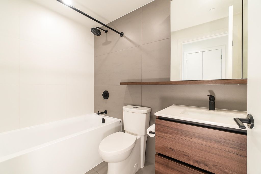 listing image 1108915065652696676
