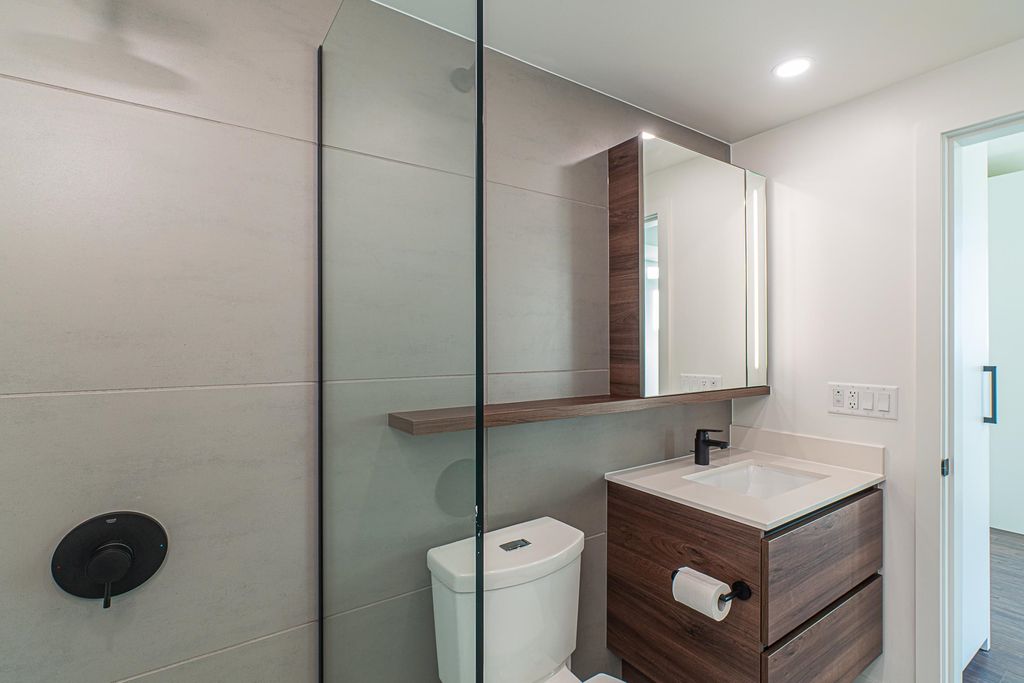 listing image 1106958009110355312