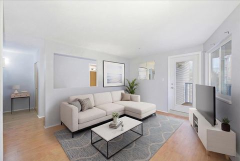 11595 Fraser Street 311 Maple Ridge BC V2X 0X7