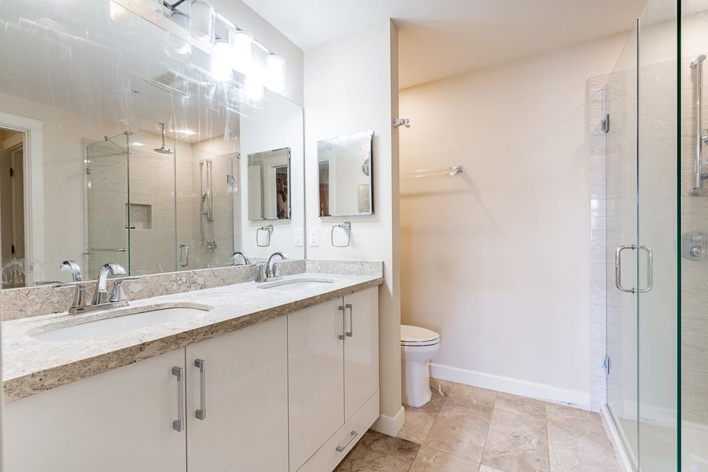 listing image 1104955565063651145