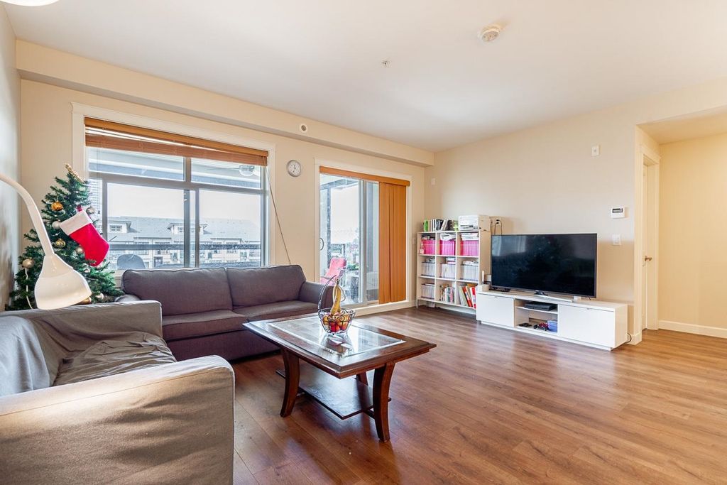 listing image 1101882347133570052