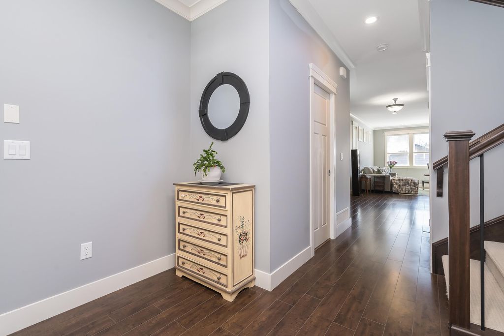 Photo of 34660 4th Avenue, Abbotsford, BC V2S 8B8 (MLS # R3110339)