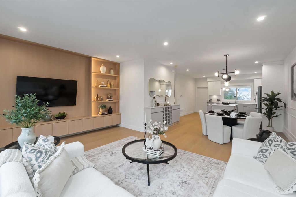 Photo of 34588 Marshall Road #113, Abbotsford, BC V2S 3N3 (MLS # R3111381)