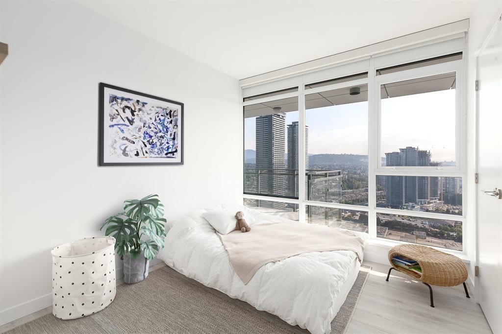listing image 1106140479605638448