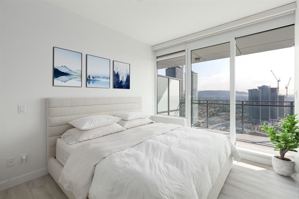 listing image 1109735892229980043
