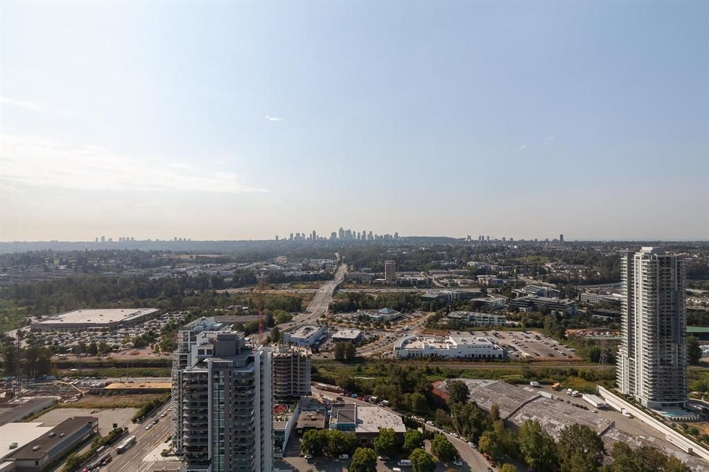 listing image 1103203923211268223