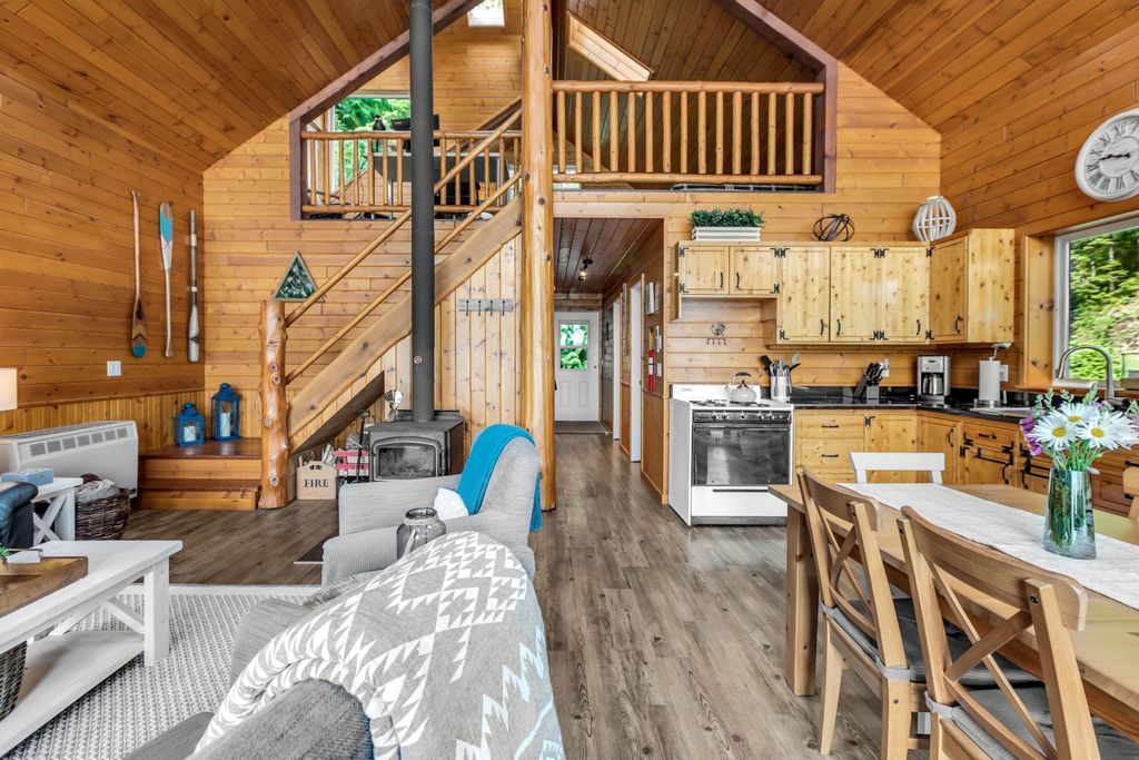 listing image 1101062123261250236