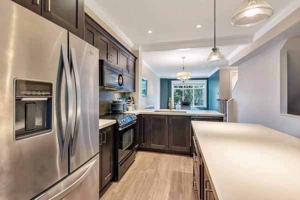 20 - 7090 180 St, Surrey, BC 4