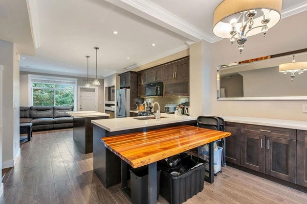 20 - 7090 180 St, Surrey, BC 5