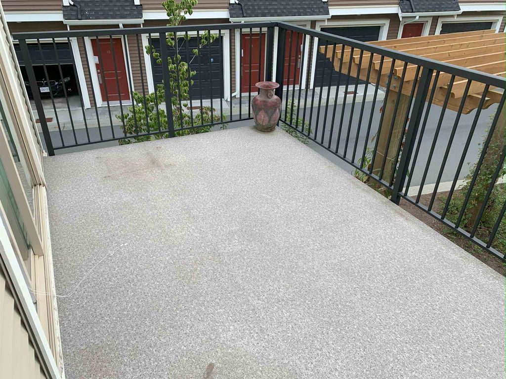 listing image 1103326194130958141