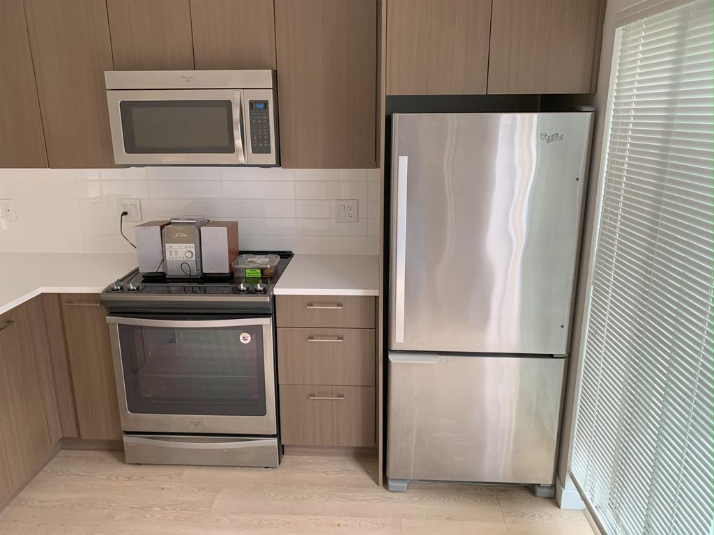 listing image 1100522155942726614