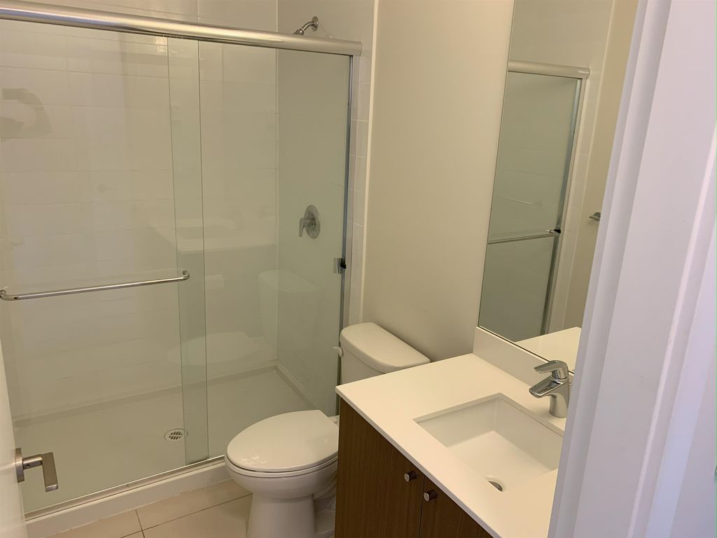 listing image 1107665754819768393