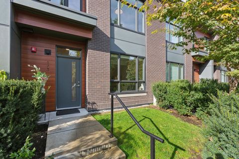 2035 Glenaire Drive 173 North Vancouver BC V7P 1Y2