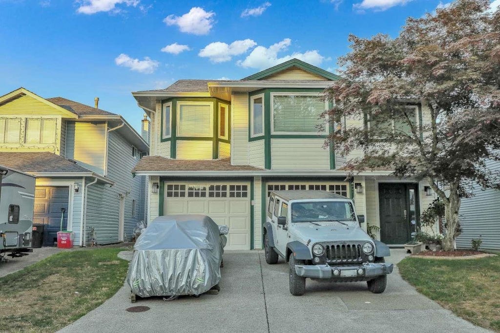 Photo of 20140 Ashley Crescent, Maple Ridge, BC V2X 0P4 (MLS # R3141777)