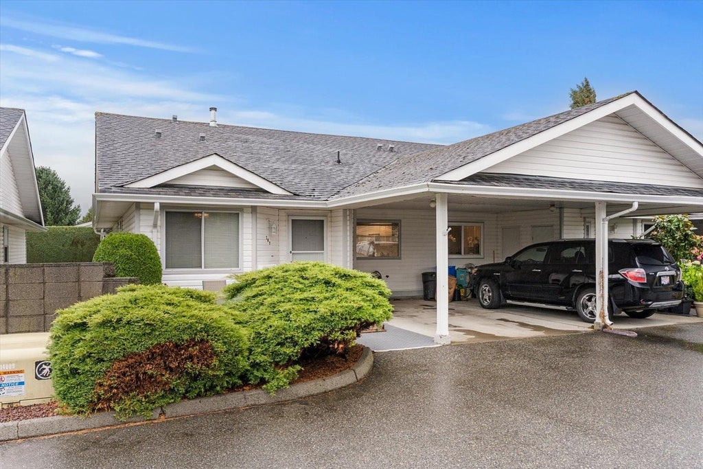 Photo of 7610 Evans Road #209, Chilliwack, BC V2R 2Z5 (MLS # R3171017)