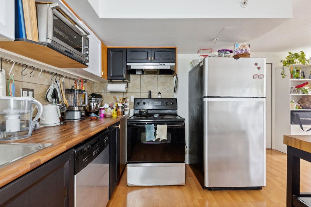 listing image 1104518940789981230